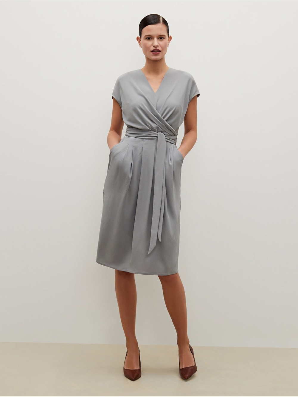 M.M.LaFleur Noel Dress Soft Wave Gray Size 10